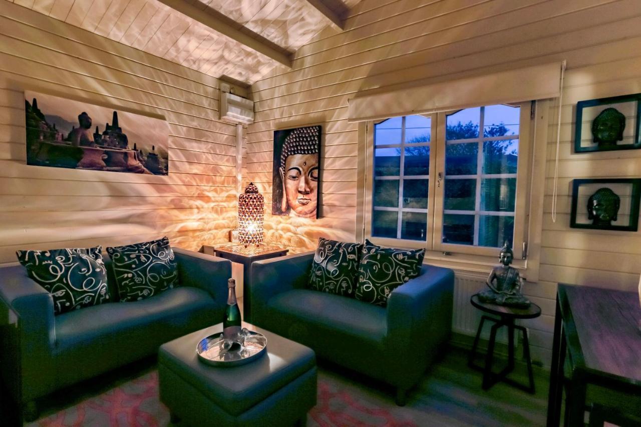 The Retreat Log Cabin Sudbury  Exteriör bild
